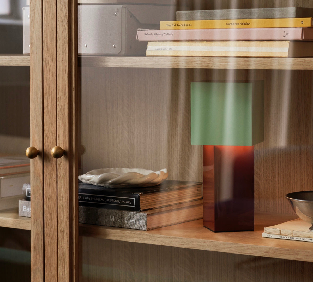 Cabinets & Shelving