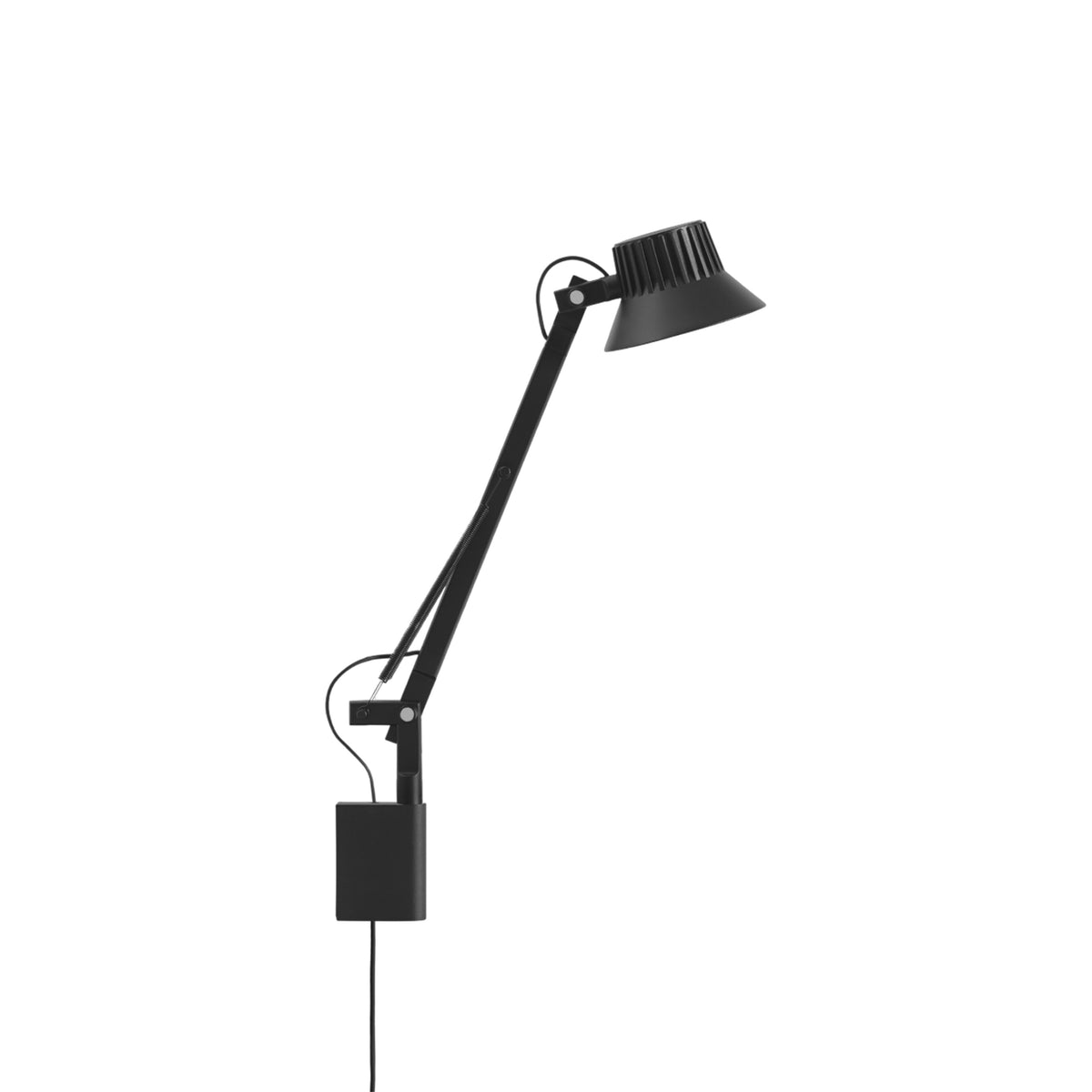 Muuto Dedicate Wall Lamp