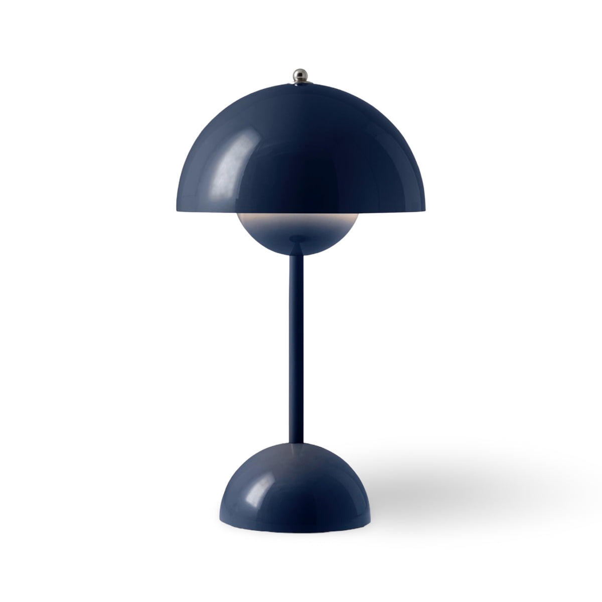 &Tradition Flowerpot Portable Lamp VP9