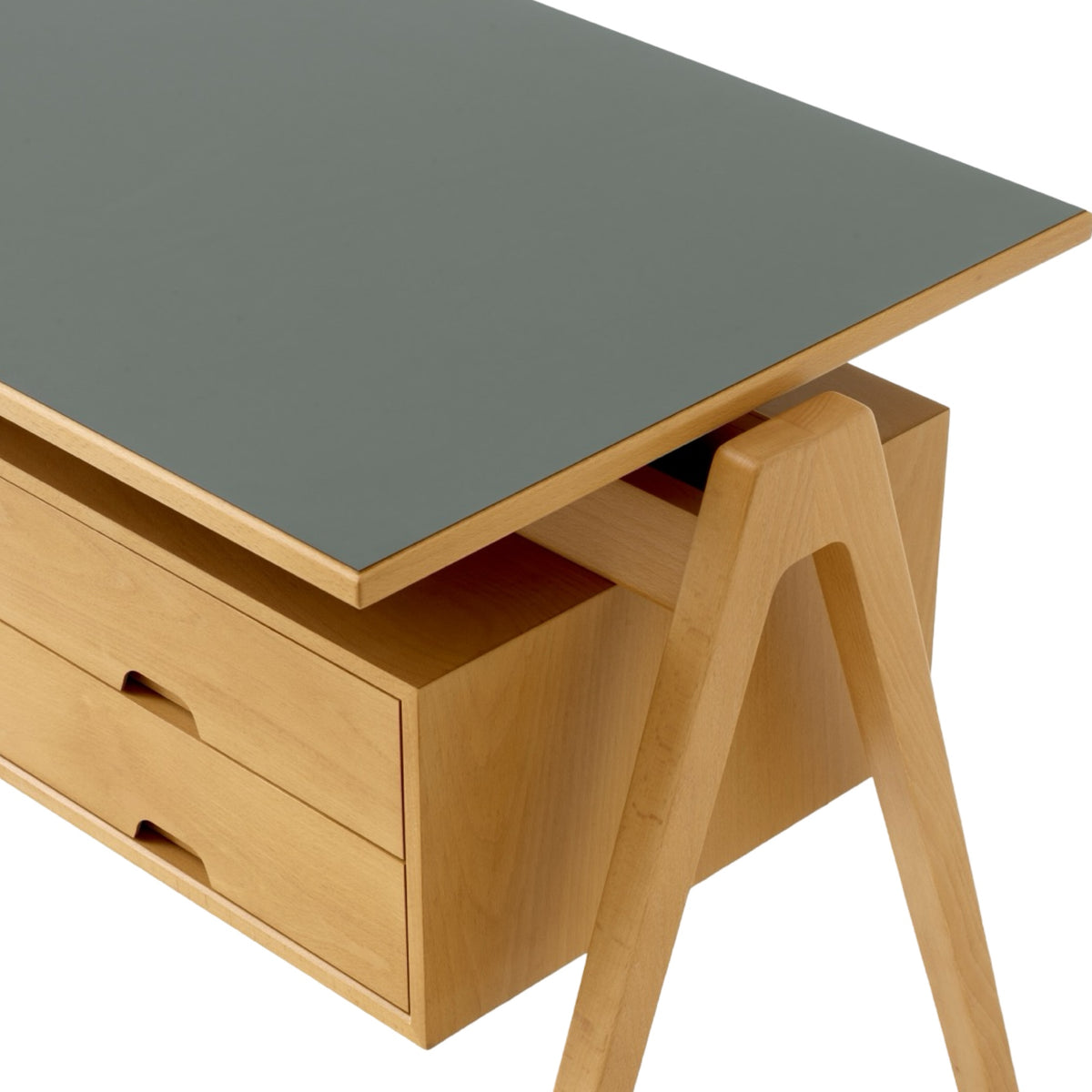 &Tradition Daystak Desk RD3