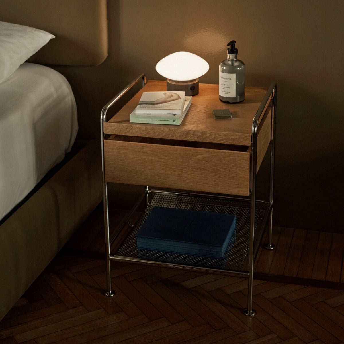 &Tradition Alima Bedside Table w. Drawer (NDS3)
