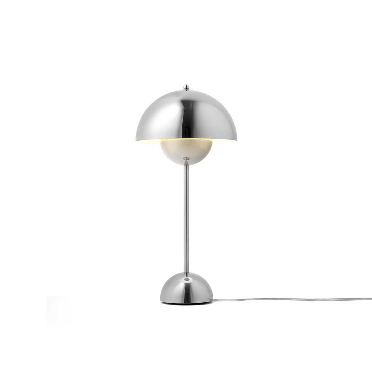 &Tradition Flowerpot Table Lamp VP3