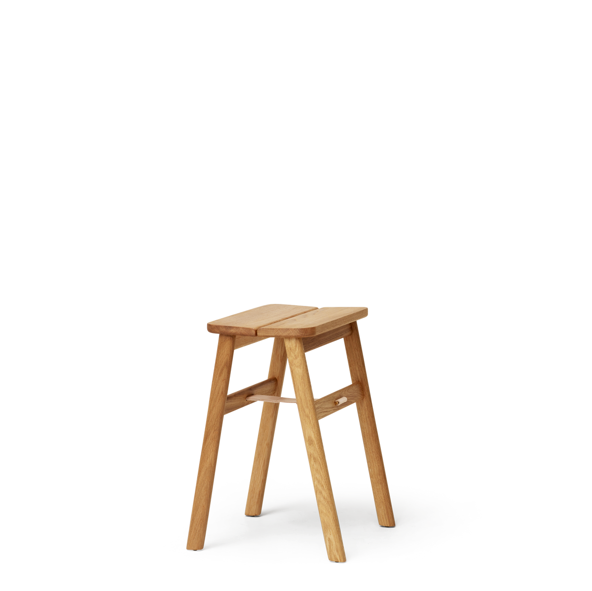 Form & Refine Angle Foldable Stool