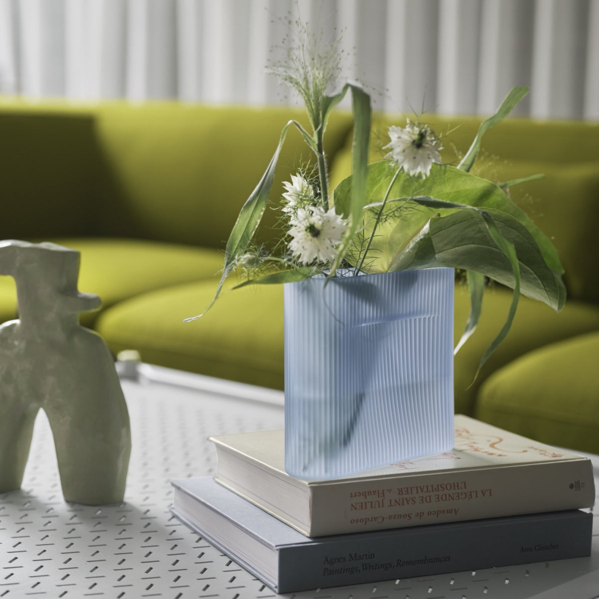 Muuto Ridge Vase Frosted Glass - H16.5cm